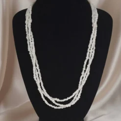 Mehrreihige Glasperlenkette Weiß Champagnerschimmer – Brautschmuck handgefertigt Moonlight Glow