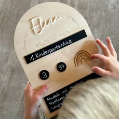 Meilensteintafel "Heute ist mein...", personalisiert, frei beschriftbar, wiederverwendbar, Fotoaccessoire