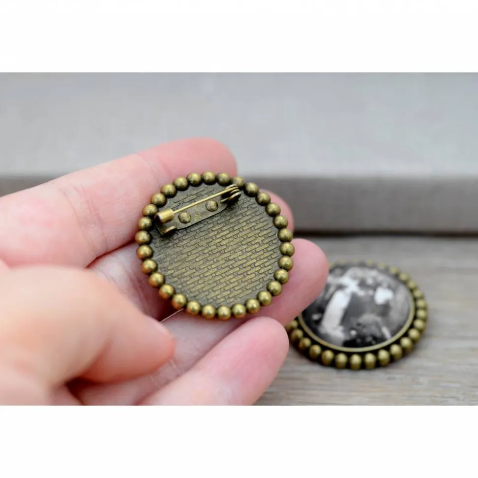 Memorial Vintage Brosche mit Wunschtext oder Foto – Persönliches Andenken für die Hochzeit