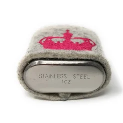 Mini Flachmann Edelstahl 30 ml + Hülle bestickt mit Krone aus Wollfilz - Farbauswahl