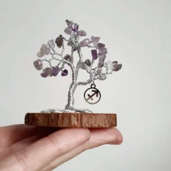 Mini Glücksbaum im Zeichen des Schützen - Kleiner Drahtbaum mit Edelsteinen Splittern - Sternzeichenbaum