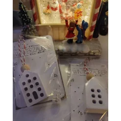 Mini Lichthäuser aus Raysin - Dekohäuschen mit Ballonlicht