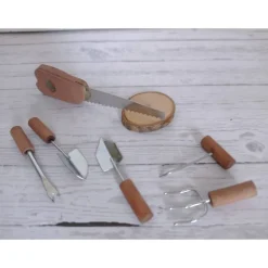 Miniatur Gartenwerkzeuge 7-teilig mit Säge – Deko & Basteln für Feengarten, Wichteltür & Krippenbau