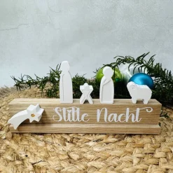 Mini-Krippe aus Holz und Reliefgießpulver