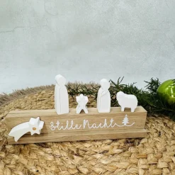 Mini-Krippe Holz & Reliefgießpulver – Edle Weihnachtsdeko aus Eiche