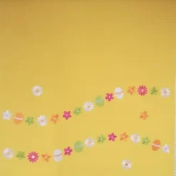 Mitteltischdecke mit zarter, filigraner Stickerei