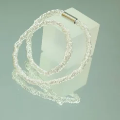 moderne Damen-Halskette gehäkelt - in sich verdreht - aus Silberdraht, Silberdrahtschmuck von bcd manufaktur