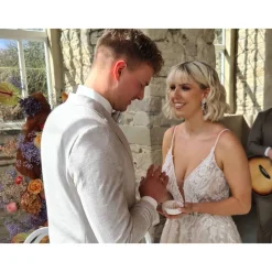 Moderne Ringbox mit personalisierter Acryl-Scheibe Laser graviert | Ein besonderes Accessoire für Deine Hochzeit