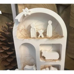 moderne Weihnachtskrippe aus Raysin im Fensterbogen - elegante Weihnachtsdeko Weihnachtsfiguren Heilige Familie Advent