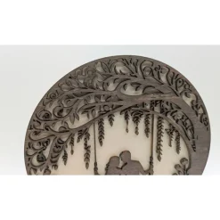 Moment im Glück – Personalisiertes 3D-Schattenbild auf Schaukel aus Balsaholz mit Gravur