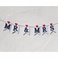 Mr & Mrs Girlande zur Hochzeit auf Wunsch personalisiert mit Wunschnamen Wimpelkette mit Namen