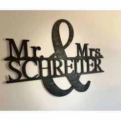 Mr & Mrs Schild personalisiert mit Namen / Wanddeko Geschenkidee zur Hochzeit / Brautpaar