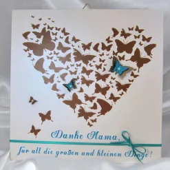 Muttertag Geschenk personalisiert Muttertagsgeschenk Bild Wandbild Mama Herz Schmetterling Druck Braun Türkis Danke