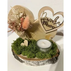 Muttertagsgeschenk Muttertag Mamatag Geschenk mit Trockenblumen auf einer Baumscheibe