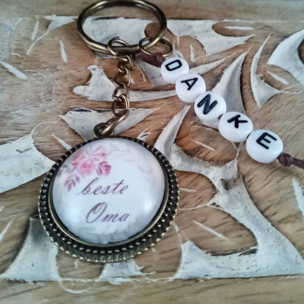 Muttertagsgeschenk Schlüsselanhänger 20mm beste Oma Danke