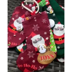 Nachhaltiger Adventskalender Unikat zum Befüllen aus Baumwolle – Wiederverwendbare Weihnachtssocken
