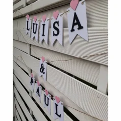 Namensgirlande zur Hochzeit Wimpelkette mit Namen zur Verlobung Jahrestag Fahnengirlande personalisierte Namenskette