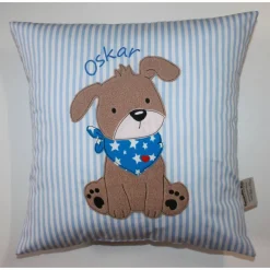Namenskissen, Kuschelkissen Doodle Stickerei Hund mit Halstuch und Namen 40x40 cm, Hülle & Inlett