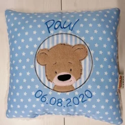 Namenskissen, Kuschelkissen Doodle Stickerei Niedlicher Teddy Button - Namen & Geburtsdatum 30x30 cm