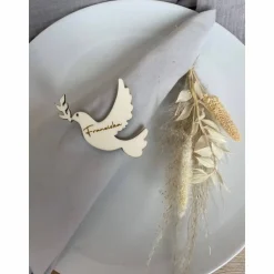 Namensschilder Taube Taufe, Kommunion, Konfirmation / Tischdekoration Tischkarten personalisiert mit Namen aus Holz