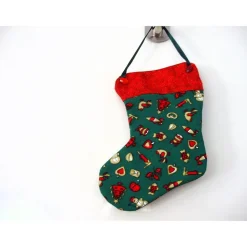 Nikolausstiefel Dekohänger in tannengrün & rot genäht von Hobbyhaus