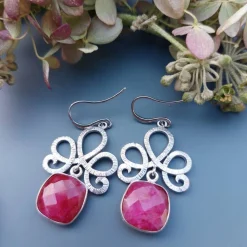 Ohrringe "Rubin im Quadrat"