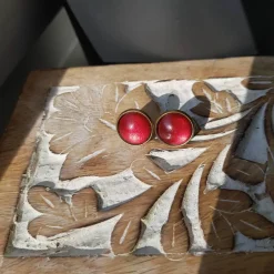 Ohrringe u Ringe Cabochonschmuck verschiedene Fassungen handbemalt dunkelrot schimmernd