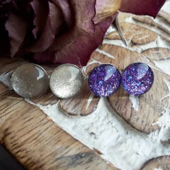 Ohrringe u Ringe Cabochonschmuck verschiedene Fassungen handbemalt silber schimmernd glitzer