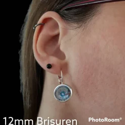 Ohrringe und Ringe rot mit schwarzen Punkten Cabochonschmuck verschiedene Fassungen