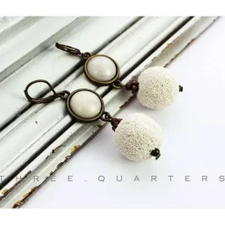 Ohrringe, weiß, Hochzeit, Lavaperlen, Perlen, schlicht, edel, Lava, antik bronze, Braut, Brautjungfer, Stein, vintage, boho, nostalgisch