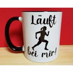 Originelle Geschenke für Läufer | Läuferin Tasse mit Spruch Läuft bei mir | Fitness Marathon Laufen Marathon Joggen Sport Frauen Geschenk