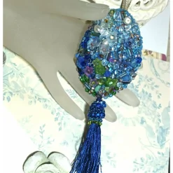 Ornament türkis blau Unikat Perlenstickerei handgemacht Prunkei pompös handmade Baumschmuck Wohndeko