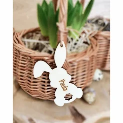 Osteranhänger mit Namen / personalisierte Hasen mit Osterkorb