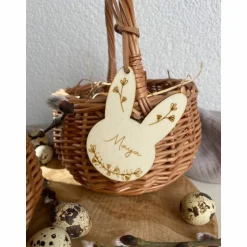 Osteranhänger mit Namen / personalisierter Osterhase Osterei / Anhänger mit Korb