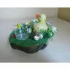 Osterdeko Küken im Garten auf Baumscheibe – Geldgeschenk & Teelicht – Unikat Tischdeko Ostern
