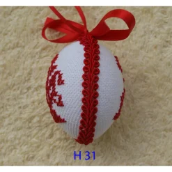 Osterdeko, Kreuzstich Osterei,  religiöses Motiv  Handgestickt, rot-weiß 6cm