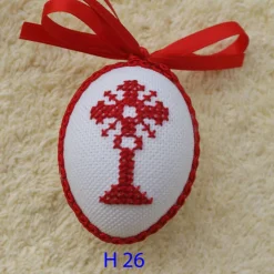 Osterdeko, Kreuzstich Osterei,  religiöses Motiv  Handgestickt, rot-weiß 6cm