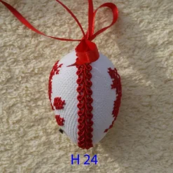Osterdeko, Kreuzstich Osterei,  Oster Motiv  Handgestickt, rot-weiß 6cm