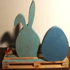 Osterdeko MARITIM  Collage auf einer kleinen Holzpalette Osterdekoration Osterhase Osterei Seestern Muscheln Ostern