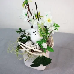 Osterdeko weiß mit Hase, Tischgesteck