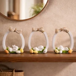 Osterdekoration - Ostereier mit Schleife und Baby Reh - Rentier -