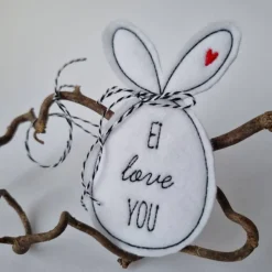Osterei aus Filz mit "Ohren" - EI love YOU - von he-ART by helen hesse