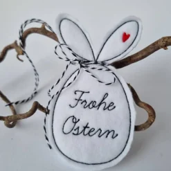 Osterei aus Filz mit 