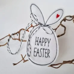 Osterei aus Filz mit 