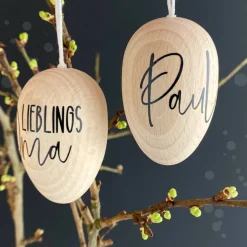 Osterei aus Holz | mit Namen schwarz/gold