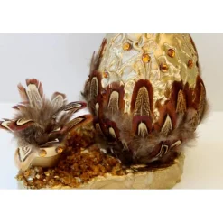 Osterei FEDERGÄRTCHEN witziges Osterei auf einer kleinen Plattform Künstler-Ei der etwas anderen Art :)