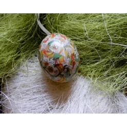 Osterei handgefertigt mit italienisches Buntpapier in Decoupage-Technik beklebt