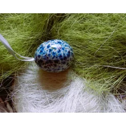 Osterei handgefertigt mit italienisches Buntpapier in Decoupage-Technik beklebt