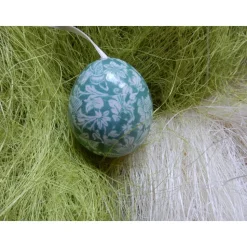 Osterei handgefertigt mit italienisches Buntpapier in Decoupage-Technik beklebt