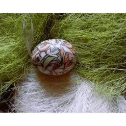 Osterei handgefertigt mit italienisches Buntpapier in Decoupage-Technik beklebt